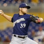 Las ventajas y desventajas para Corbin Burnes de firmar con los Yankees