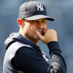 Dueño de Yankees anuncia cómo va extensión de contrato de Aaron Boone