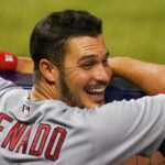 Dodgers y Cardenales retoman negociaciones por Nolan Arenado