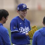 Los Dodgers y Cachorros Hacen Historia en el Día Inaugural