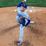 Yoshinobu Yamamoto y Tommy Edman Brillan en la Blanqueada de los Dodgers