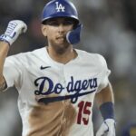 Ejecutivo de Dodgers Revela el Motivo de Cortar a Austin Barnes